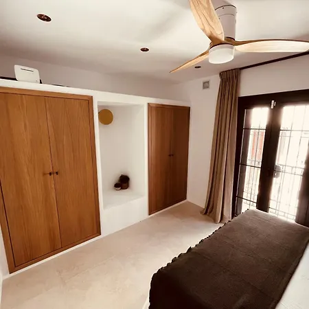 Casa Gina Old Town Center 4 Bedrooms * Marbellac